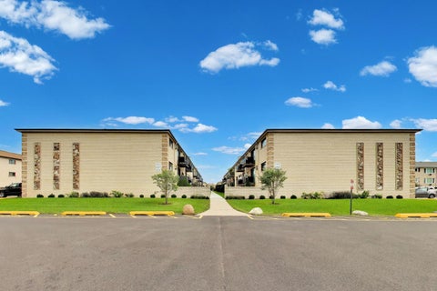 Photo of 5101 N EAST RIVER Road #1K, Chicago, IL 60656 (MLS # 12729071)