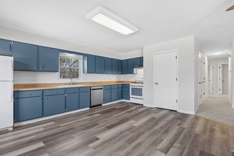 Tiny photo for 34768 N Oakside Avenue, Ingleside, IL 60041 (MLS # 12648674)