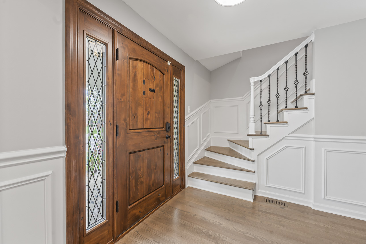 1280 N Ashland Avenue