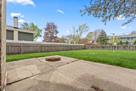 Tiny photo for 1280 N Ashland Avenue, Palatine, IL 60074 (MLS # 12629126)