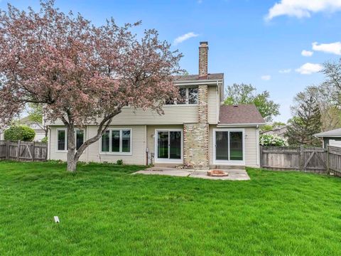 Tiny photo for 1280 N Ashland Avenue, Palatine, IL 60074 (MLS # 12629126)
