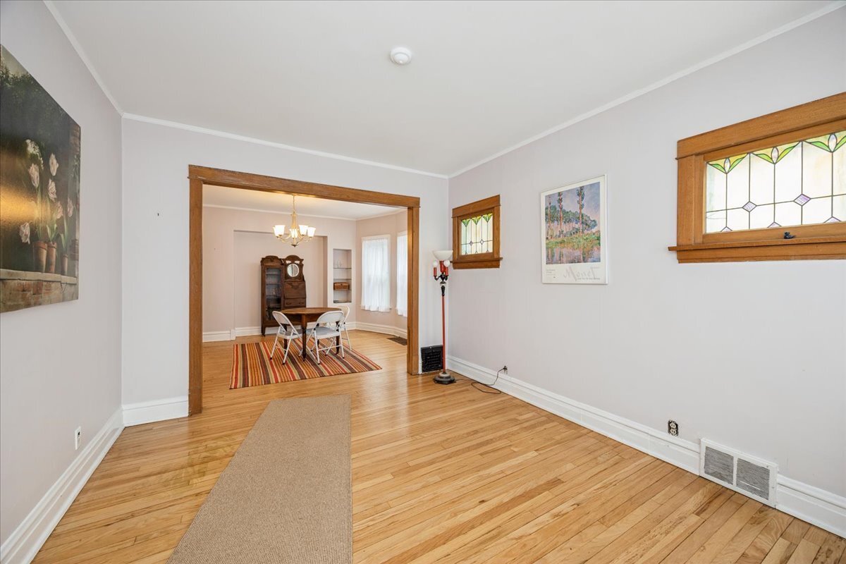 1036 S Humphrey Avenue