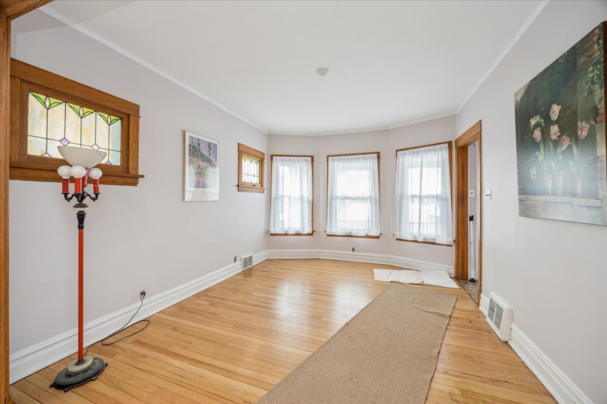 1036 S Humphrey Avenue