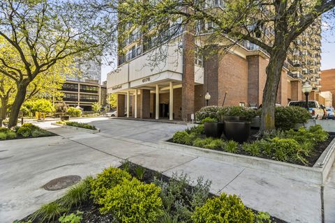 Photo of 4170 N Marine Drive #9F, Chicago, IL 60613 (MLS # 12492640)