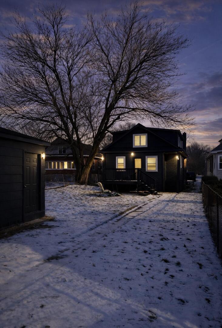 8416 S Saint Lawrence Avenue