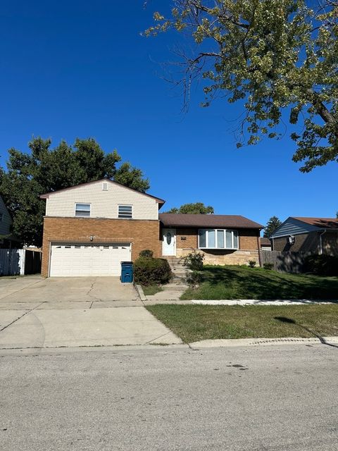 Photo of 301 Division Street, Melrose Park, IL 60160 (MLS # 12486991) Photo of 301 Division Street, Melrose Park, IL 60160 (MLS # 12486991)
