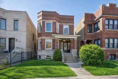 4912 N Winchester Avenue Chicago IL 60640