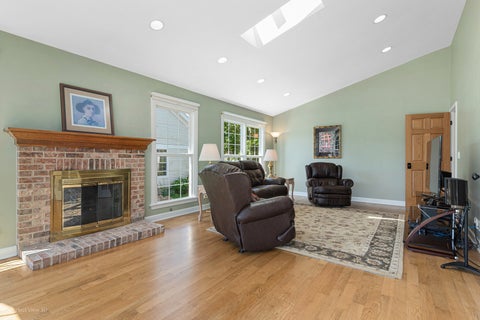 Tiny photo for 17325 W Westwind Drive, Gurnee, IL 60031 (MLS # 12762147)