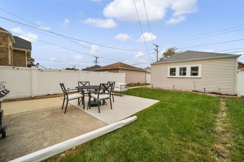Tiny photo for 2406 Oak Park Avenue, Berwyn, IL 60402 (MLS # 12496020)