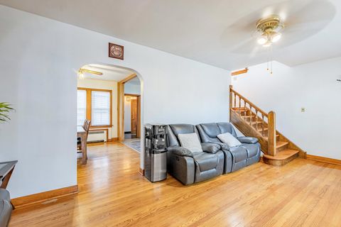 Tiny photo for 1617 Maple Avenue, Berwyn, IL 60402 (MLS # 12445987)