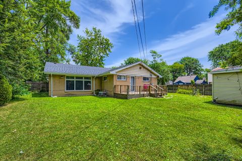 Tiny photo for 8856 S Washtenaw Avenue, Evergreen Park, IL 60805 (MLS # 12512161)