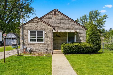 Photo of 1309 8th Avenue, Sterling, IL 61081 (MLS # 12641001)