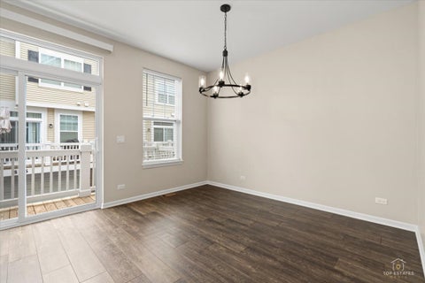 Tiny photo for 811 Lee Street, Des Plaines, IL 60016 (MLS # 12701105)