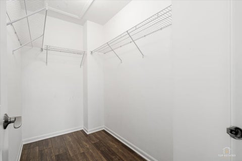 Tiny photo for 811 Lee Street, Des Plaines, IL 60016 (MLS # 12701105)