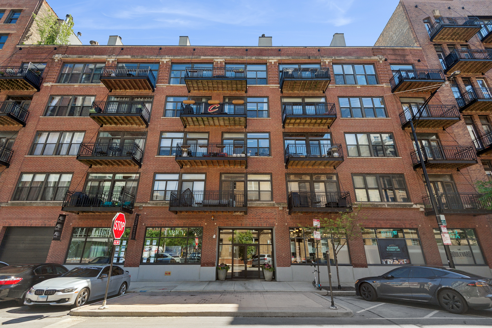 375 W Erie Street 604