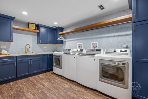 Tiny photo for 3814 Tradition Boulevard, St. Charles, IL 60175 (MLS # 12571977)