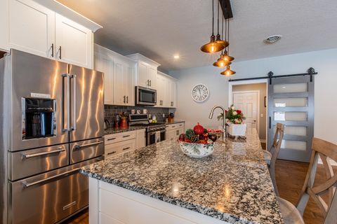 Tiny photo for 825 E Thompson Street, Princeton, IL 61356 (MLS # 12528031)