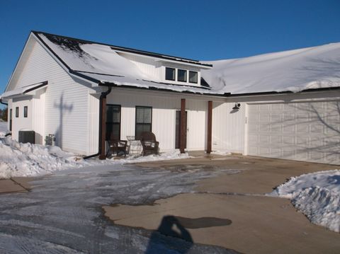 Photo of 825 E Thompson Street, Princeton, IL 61356 (MLS # 12528031)