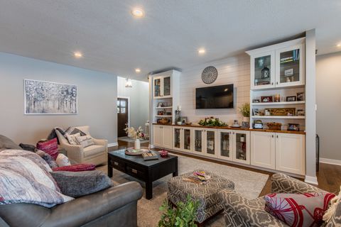 Tiny photo for 825 E Thompson Street, Princeton, IL 61356 (MLS # 12528031)