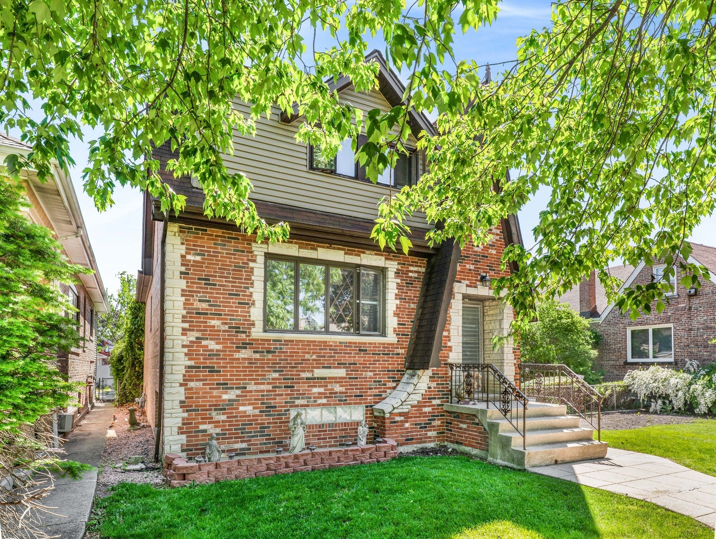 3509 Cuyler Avenue