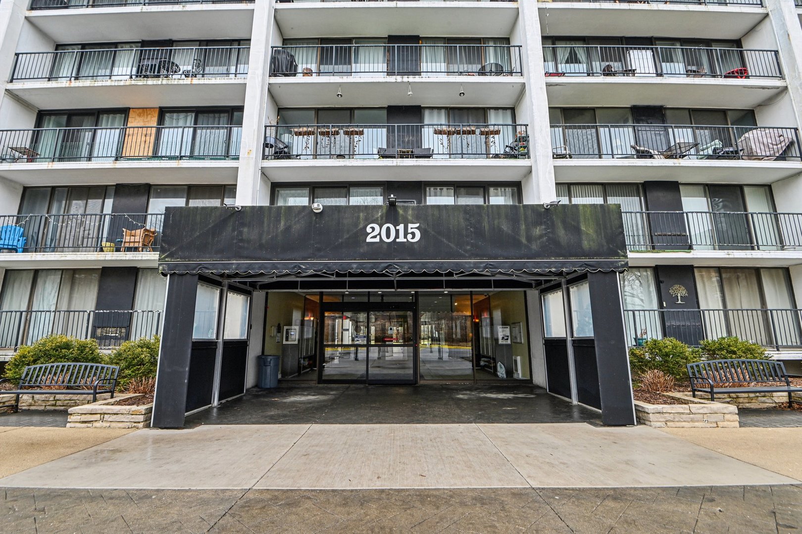 2015 S Finley Road 1110