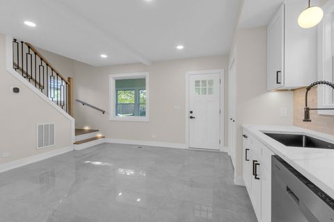 Tiny photo for 11247 S Central Park Avenue, Chicago, IL 60655 (MLS # 12627510)