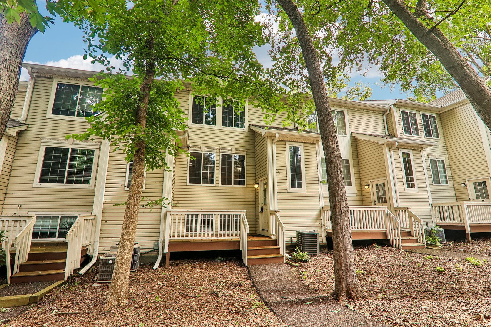 95 N Macgillis Drive