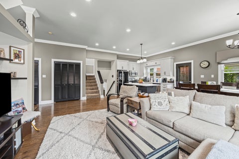 Tiny photo for 130 S Elm Tree Lane, Elmhurst, IL 60126 (MLS # 12658565)