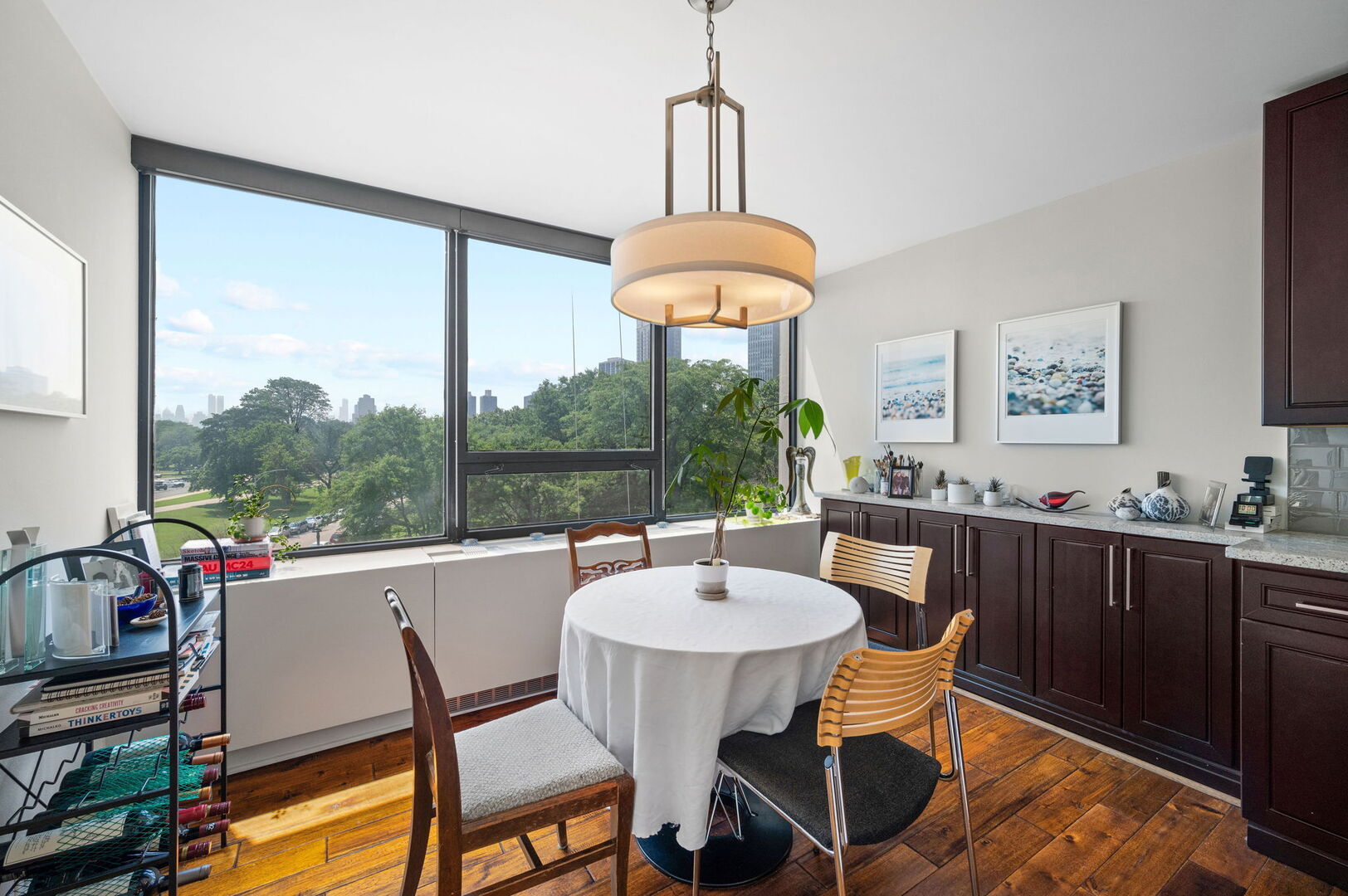 2800 N Lake Shore Drive 402