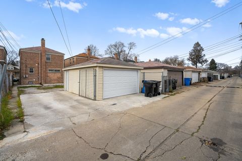 Tiny photo for 9945 S Sangamon Street, Chicago, IL 60643 (MLS # 12523632)