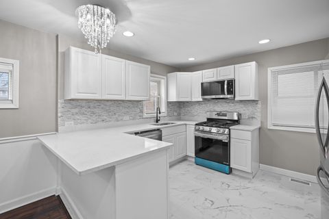 Tiny photo for 9945 S Sangamon Street, Chicago, IL 60643 (MLS # 12523632)