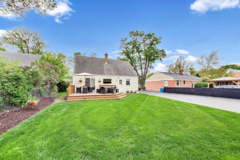 Tiny photo for Elmhurst, IL 60126 (MLS # 12632998)