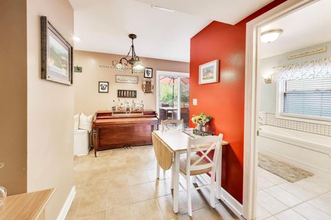 Tiny photo for Elmhurst, IL 60126 (MLS # 12632998)