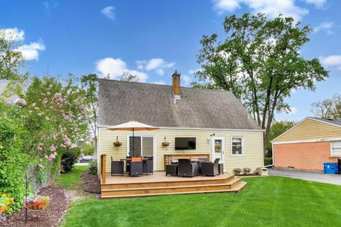 Tiny photo for Elmhurst, IL 60126 (MLS # 12632998)