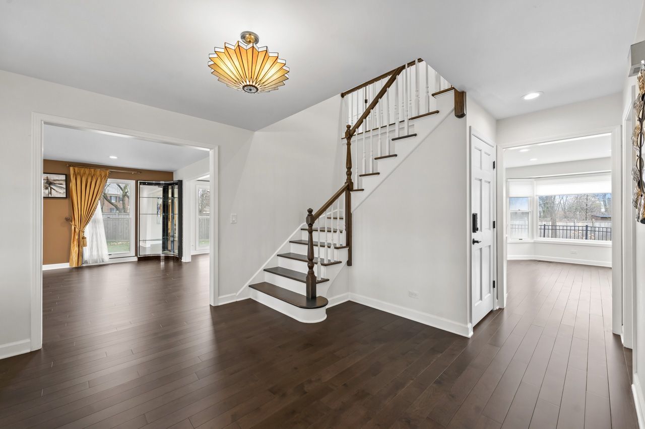 2348 Iroquois Drive