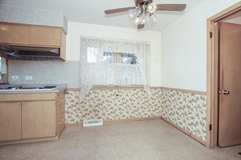 Tiny photo for 1420 Indian Hill Drive, Schaumburg, IL 60193 (MLS # 12510847)