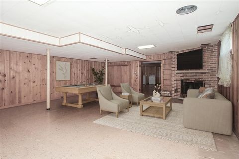 Tiny photo for 1420 Indian Hill Drive, Schaumburg, IL 60193 (MLS # 12510847)