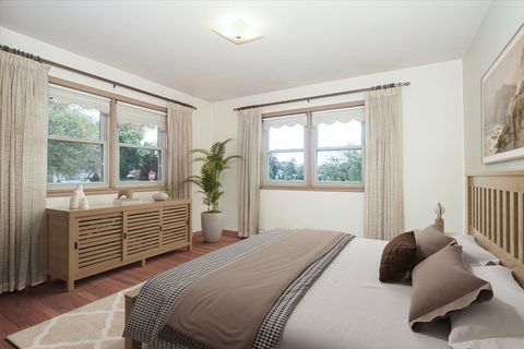 Tiny photo for 1420 Indian Hill Drive, Schaumburg, IL 60193 (MLS # 12510847)