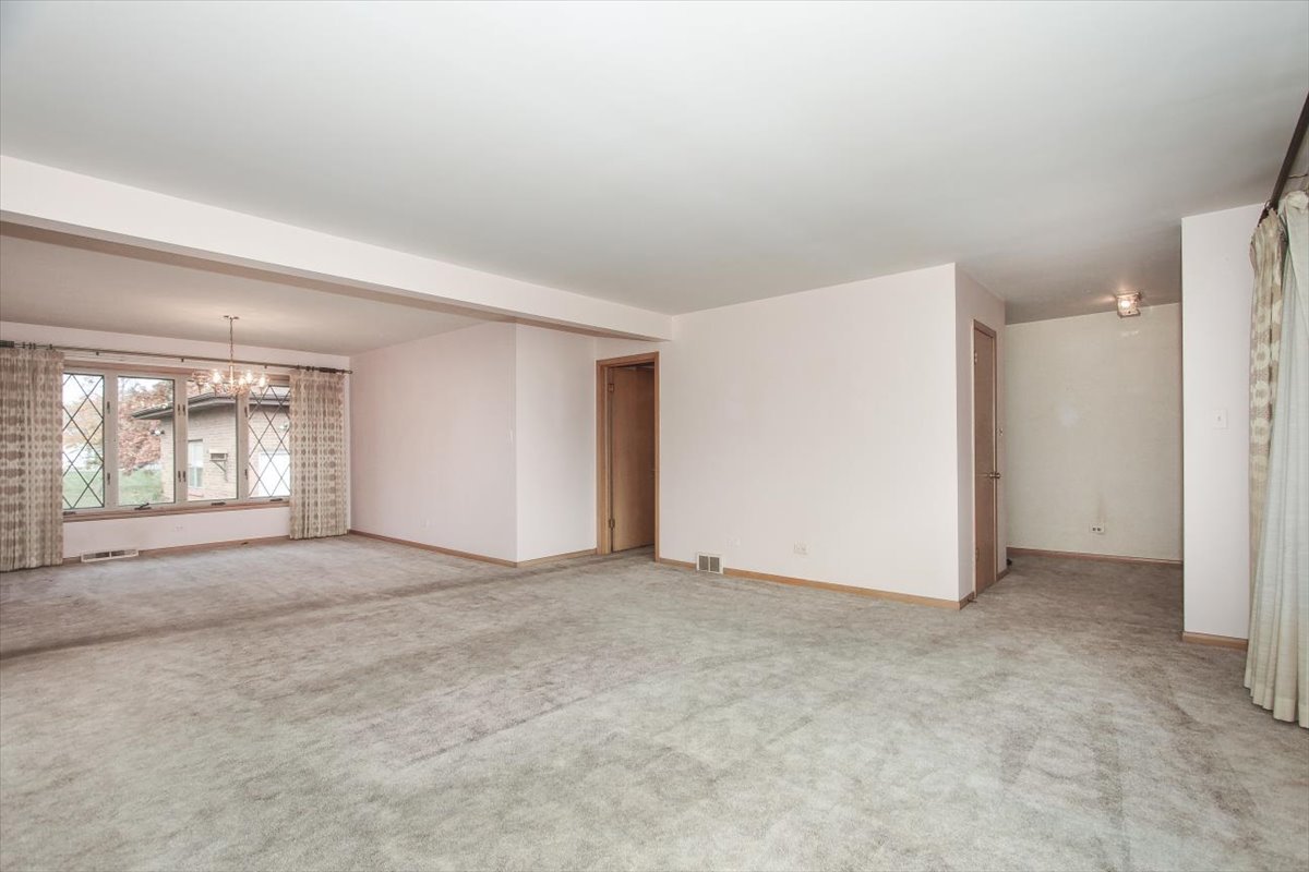 1420 Indian Hill Drive