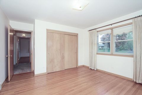 Tiny photo for 1420 Indian Hill Drive, Schaumburg, IL 60193 (MLS # 12510847)