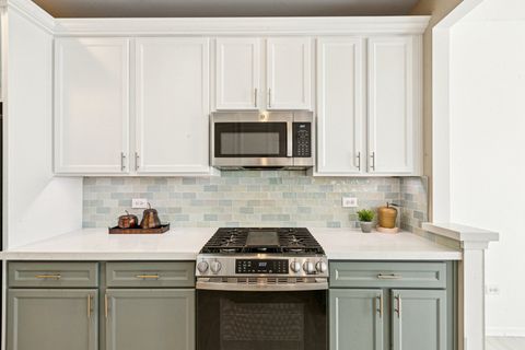 Tiny photo for 3251 Sheridan Lane, Mundelein, IL 60060 (MLS # 12536222)