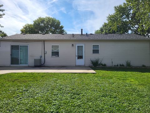 Tiny photo for 907 Dartmouth Avenue, Matteson, IL 60443 (MLS # 12473935)