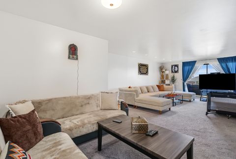 Tiny photo for 720 Wellington Avenue #405, Elk Grove Village, IL 60007 (MLS # 12589035)