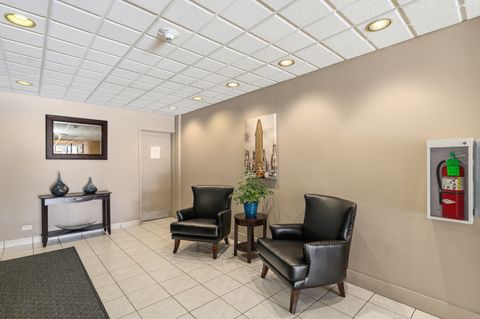 Tiny photo for 720 Wellington Avenue #405, Elk Grove Village, IL 60007 (MLS # 12589035)