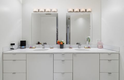 Tiny photo for 720 Wellington Avenue #405, Elk Grove Village, IL 60007 (MLS # 12589035)