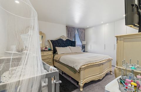 Tiny photo for 720 Wellington Avenue #405, Elk Grove Village, IL 60007 (MLS # 12589035)