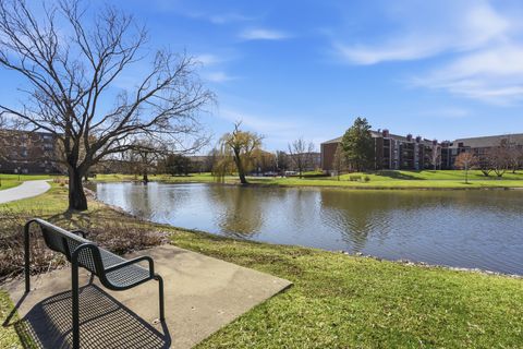 Tiny photo for 720 Wellington Avenue #405, Elk Grove Village, IL 60007 (MLS # 12589035)