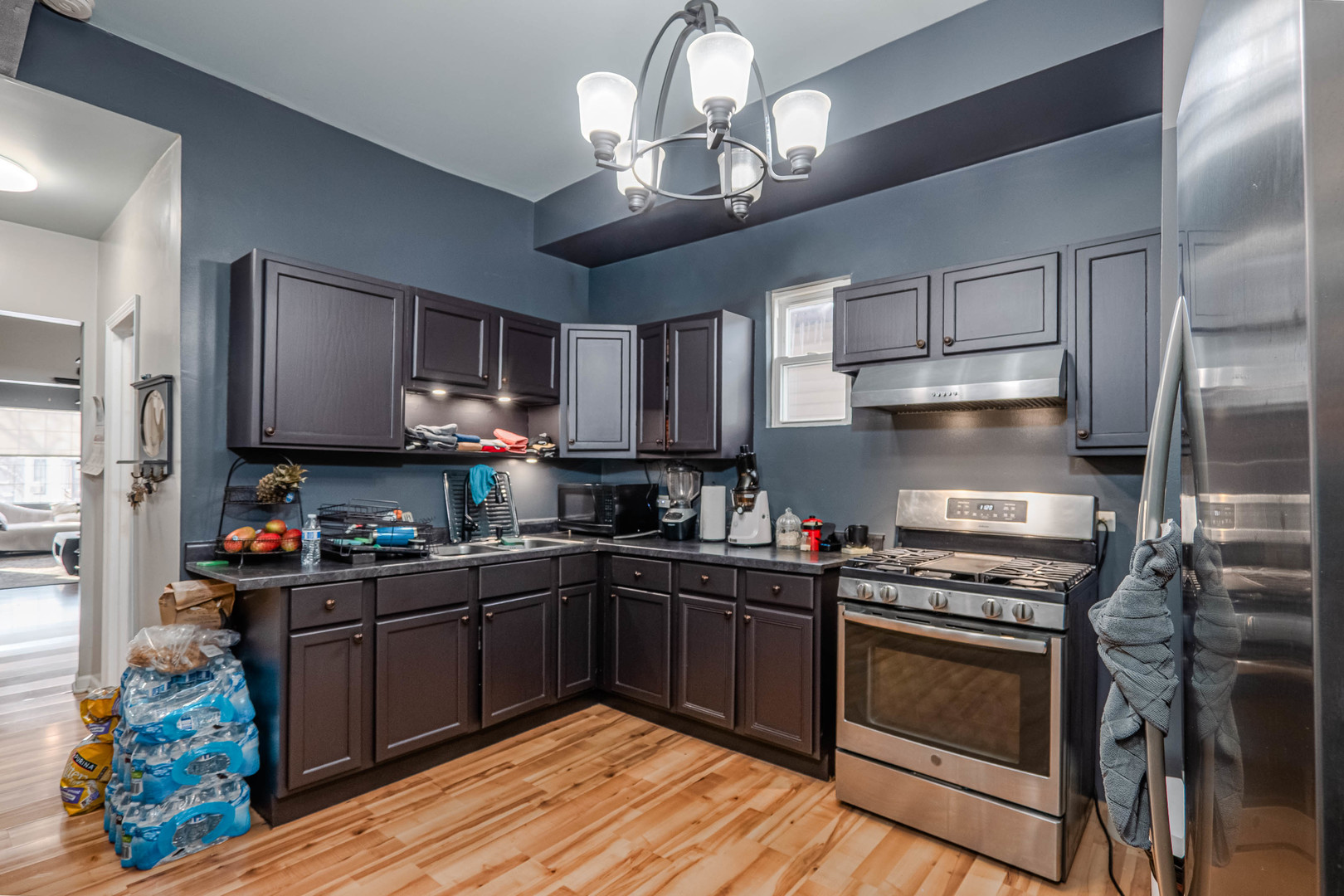 4910 W Walton Street