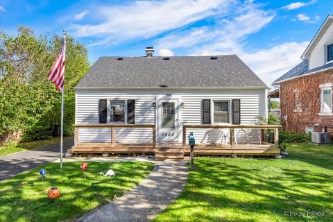 A home in Crest Hill