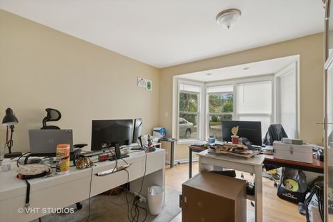 Tiny photo for 1750 W Thomas Street, Arlington Heights, IL 60004 (MLS # 12423819)